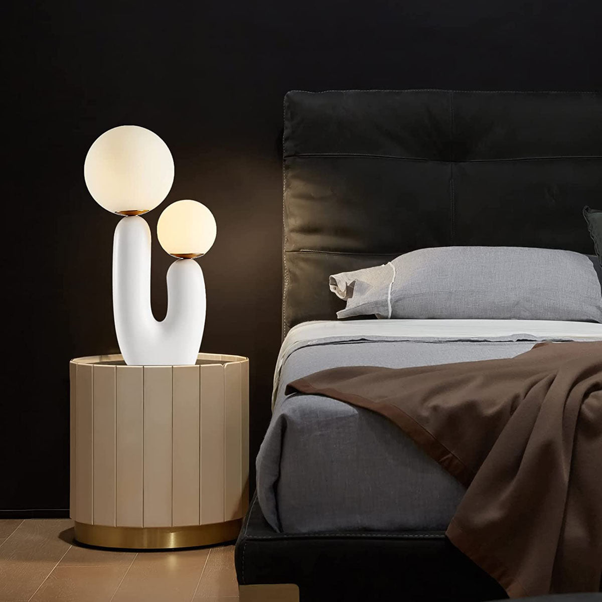 AARON - Table Lamp