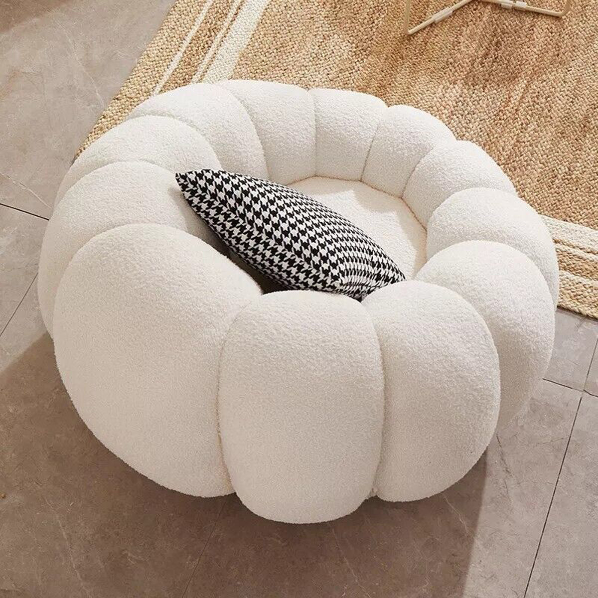 POLLY - Boucle Chair & Ottoman